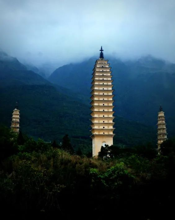 塔形建筑物风水上的讲究_讲究风水塔形物建筑上有什么_风水中塔的作用